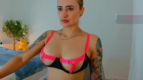 Hi Im Penelope  better vibrations  1111 online show from 11, 6, 2026