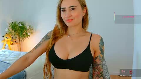 Hi Im Penelope  better vibrations  1111 online show from 16, 6, 2026