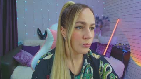 Dia  online show from 31, 1, 2025