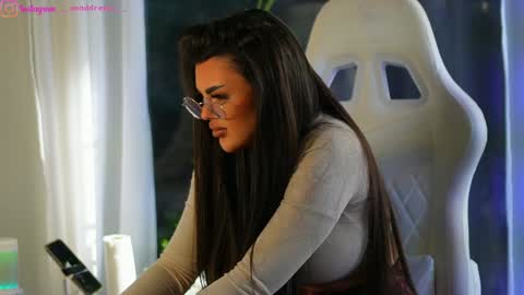 Snapshot of perfectt33n chatting on 6, 1, 2025 Dee online show from 6, 1, 2025