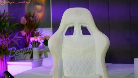 Snapshot of perfectt33n chatting on 7, 11, 2025 Dee online show from 7, 11, 2025