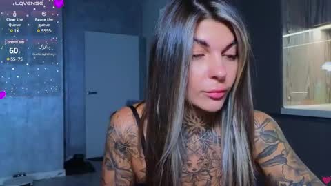 Snapshot of perfecttbaby77n chatting on 24, 1, 2025 Anna online show from 24, 1, 2025