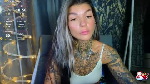 Snapshot of perfecttbaby77n chatting on 2, 12, 2025 Anna online show from 2, 12, 2025