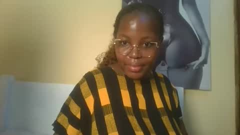 Snapshot of periwinkle20 chatting on 17, 11, 2025 Taurus online show from 17, 11, 2025