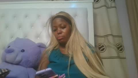 Snapshot of periwinkle20 chatting on 14, 4, 2026 Taurus online show from 14, 4, 2026