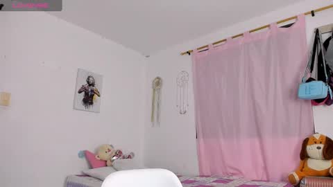 Dulce maria online show from 17, 1, 2025