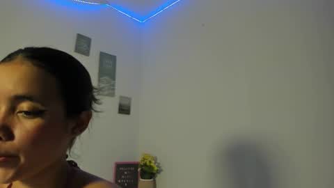 Snapshot of perla_mistc chatting on 3, 12, 2025 Perla mistc online show from 3, 12, 2025
