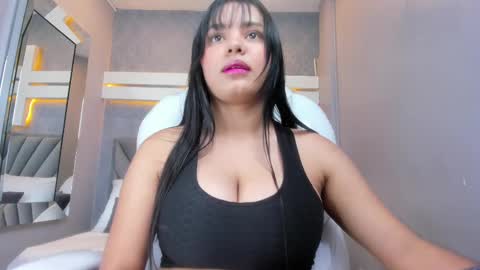 PERLA  online show from 14, 2, 2025