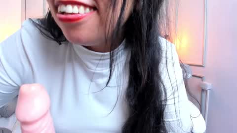 Snapshot of perlapreciosa chatting on 21, 1, 2025 PerlaPreciosa online show from 21, 1, 2025
