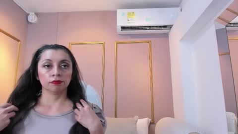 Snapshot of perlapreciosa chatting on 23, 2, 2025 PerlaPreciosa online show from 23, 2, 2025