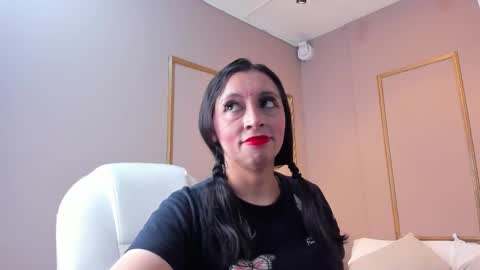 PerlaPreciosa online show from 2, 11, 2025