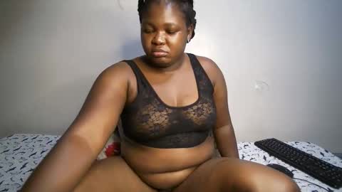 Snapshot of perpetual_doll chatting on 14, 9, 2025 perpetual_doll online show from 14, 9, 2025