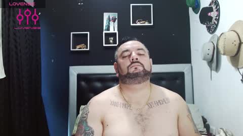 Snapshot of perverseveteranmanxxx chatting on 9, 12, 2024 Carlos online show from 9, 12, 2024