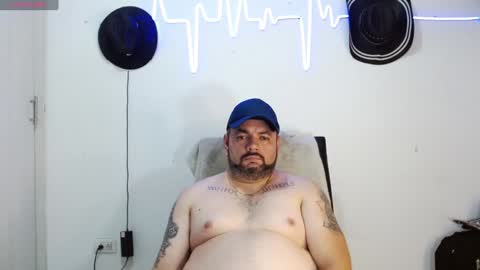 Snapshot of perverseveteranmanxxx chatting on 19, 12, 2024 Carlos online show from 19, 12, 2024