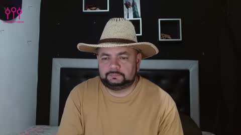 Snapshot of perverseveteranmanxxx chatting on 21, 2, 2025 Carlos online show from 21, 2, 2025