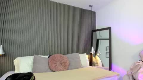 Snapshot of pervert_lizza chatting on 9, 1, 2026 Lizza online show from 9, 1, 2026