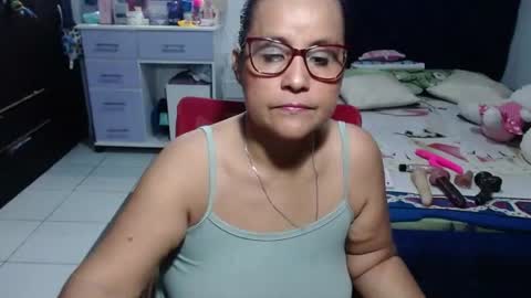Snapshot of pervert_mommy_x chatting on 23, 6, 2026 SAMY online show from 23, 6, 2026