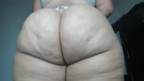 Snapshot of pervertt_mommy chatting on 9, 12, 2024 Alexandra online show from 9, 12, 2024