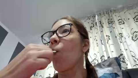 Snapshot of pervygirl69 chatting on 31, 12, 2024 Lisa - online show from 31, 12, 2024