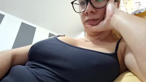 Snapshot of pervygirl69 chatting on 10, 1, 2025 Lisa - online show from 10, 1, 2025