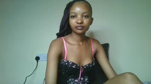 Snapshot of petal_palette chatting on 4, 5, 2026 Lolly online show from 4, 5, 2026