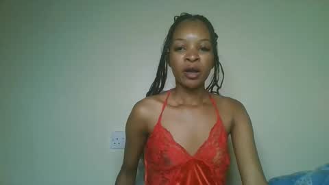 Snapshot of petal_palette chatting on 11, 6, 2026 Lolly online show from 11, 6, 2026