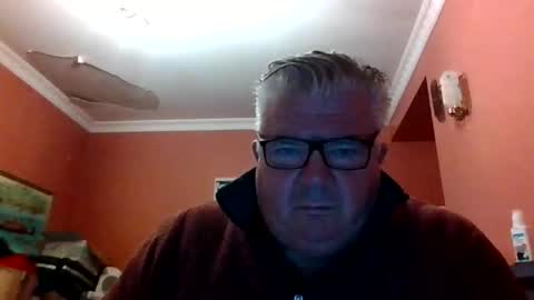 pete112991 online show from 27, 10, 2025