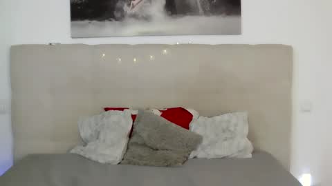 Snapshot of petersemily chatting on 7, 2, 2025 Peters Emily online show from 7, 2, 2025