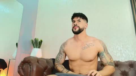 Snapshot of petesevans_1 chatting on 22, 5, 2026 PETES EVANS new account online show from 22, 5, 2026