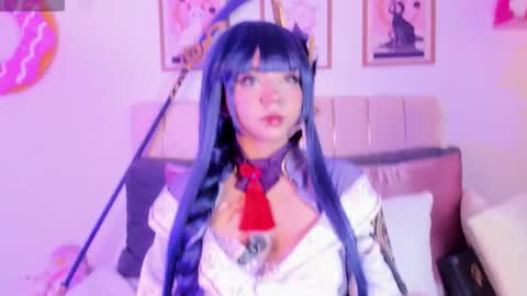 Snapshot of petit_rosseowo chatting on 29, 10, 2025 Im Rosse but u can call me Rossie or Rosita . online show from 29, 10, 2025