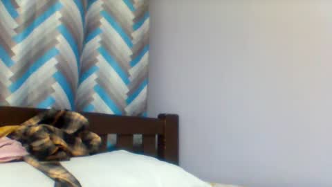 Snapshot of petite_ariana chatting on 18, 6, 2026 ariana online show from 18, 6, 2026