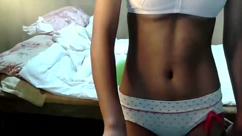 petite_asian24 online show from 20, 12, 2025