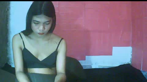 Snapshot of petite_jzee chatting on 23, 12, 2024 jzee online show from 23, 12, 2024