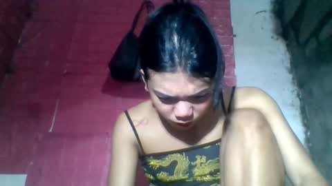 Snapshot of petite_jzee chatting on 5, 10, 2025 jzee online show from 5, 10, 2025