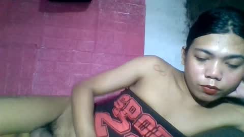 Snapshot of petite_jzee chatting on 11, 10, 2025 jzee online show from 11, 10, 2025
