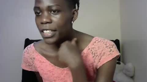 Snapshot of petite_lavi2 chatting on 26, 2, 2025 petite_lavi2 online show from 26, 2, 2025