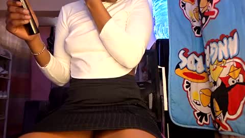 Snapshot of petite_loverr chatting on 6, 7, 2026 Petite loverr online show from 6, 7, 2026