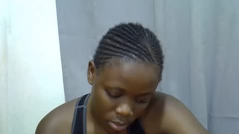 Snapshot of petite_melan chatting on 14, 9, 2025 petite_melan online show from 14, 9, 2025