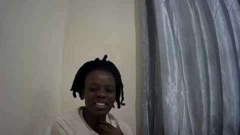 Snapshot of petite_melan chatting on 17, 10, 2025 petite_melan online show from 17, 10, 2025