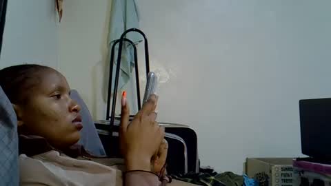 Snapshot of petite_melinda chatting on 21, 6, 2026 petite_melinda online show from 21, 6, 2026