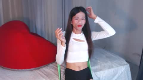 angela online show from 16, 4, 2026