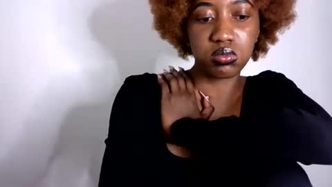 Snapshot of petite_princes chatting on 17, 7, 2026 petite_princes online show from 17, 7, 2026