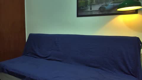 Snapshot of petitebubblegum chatting on 3, 11, 2025 Caramel princesa online show from 3, 11, 2025