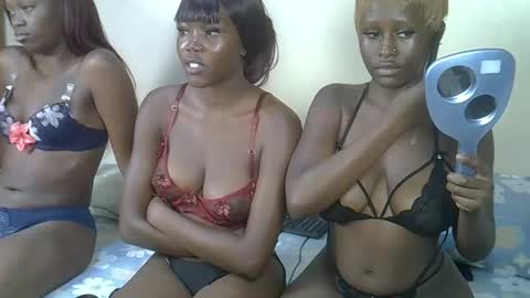 Snapshot of petitecookie chatting on 26, 2, 2026 Cookie online show from 26, 2, 2026