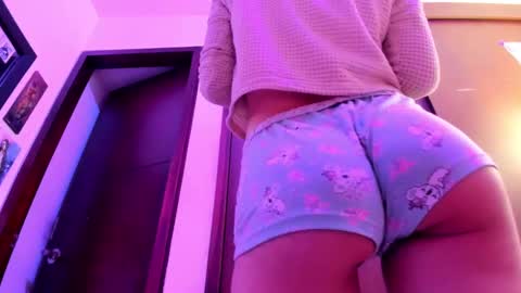 Lunna online show from 3, 3, 2025