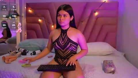 petitelittlemissy online show from 3, 7, 2026