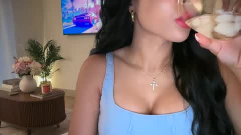 PetitePrincess online show from 13, 6, 2026