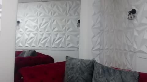 Moon  online show from 29, 10, 2025