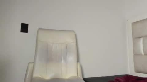 peyton_wat20 online show from 2, 12, 2025