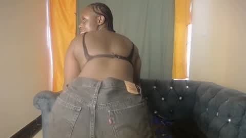 Pheey online show from 7, 4, 2026